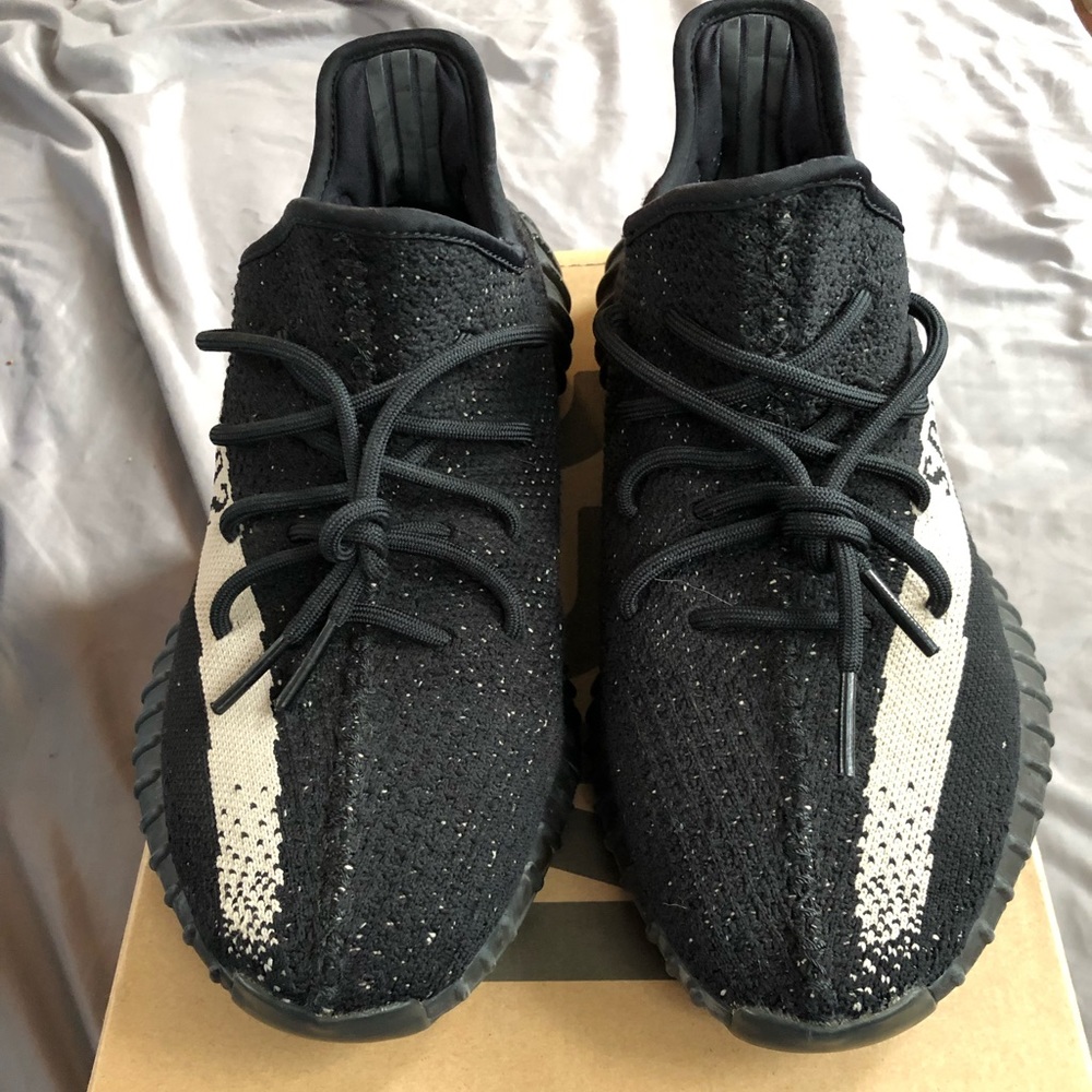 Yeezy Boost V2 Oreo